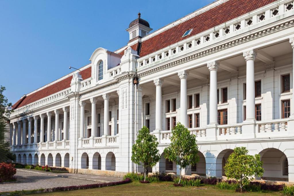 Maxwell Hotel Jakarta Exterior photo